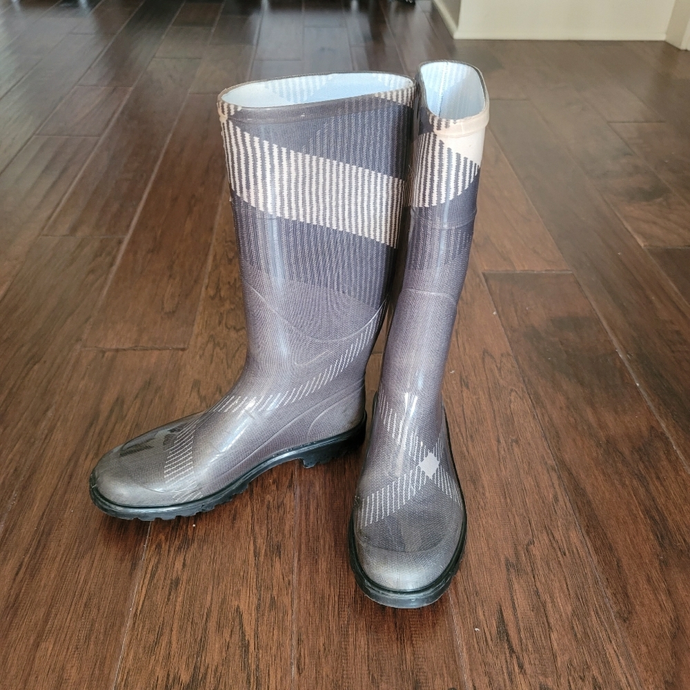 Burberry Rain boots